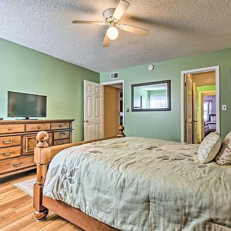 Renovated Pensacola Beach Condo With Community Pool! Exterior photo