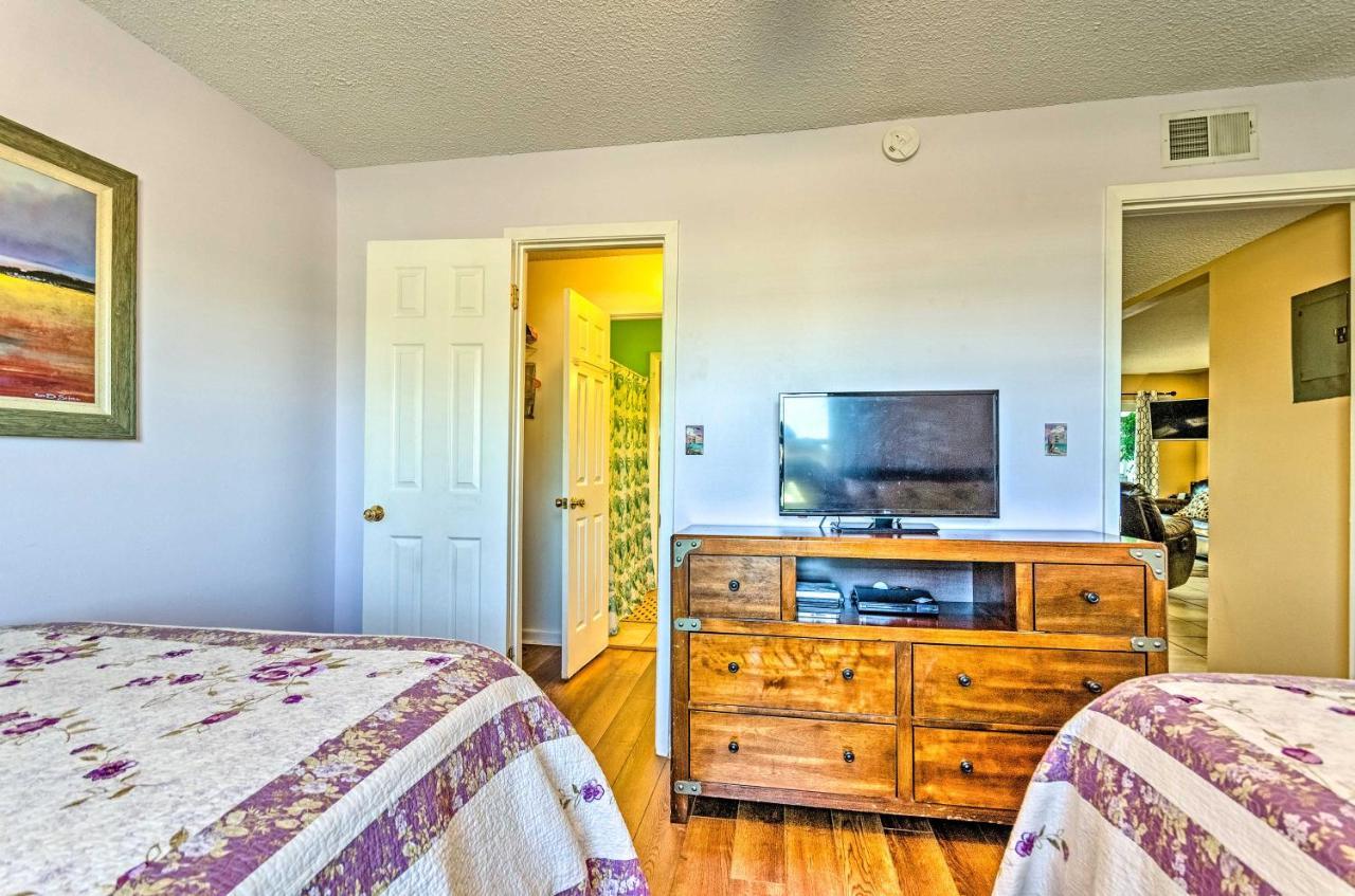 Renovated Pensacola Beach Condo With Community Pool! Exterior photo