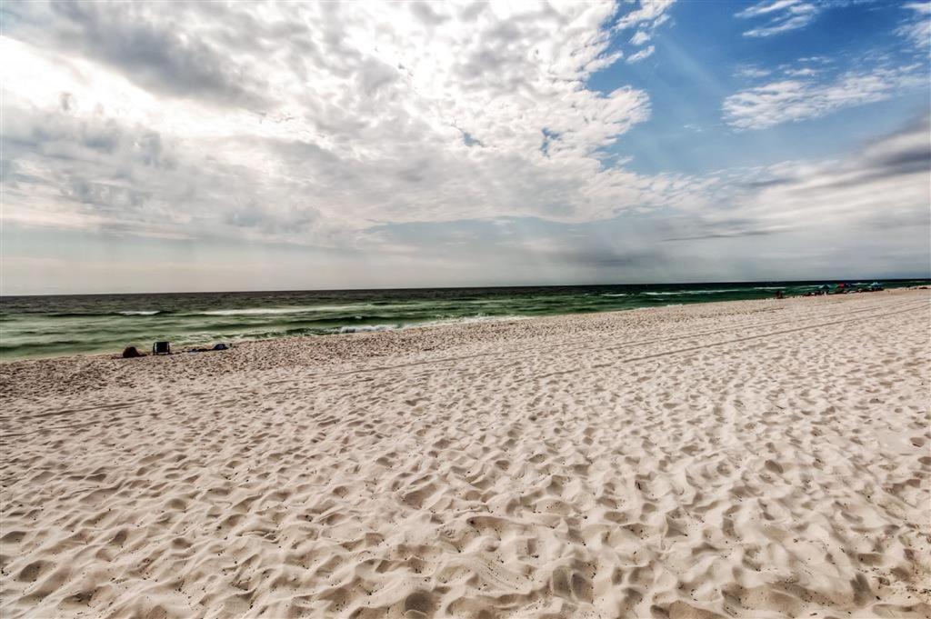 Renovated Pensacola Beach Condo With Community Pool! Exterior photo